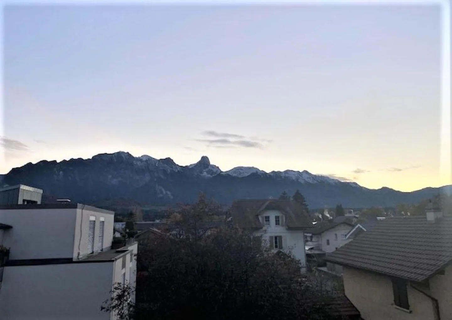 Appartamento 4 stanze - balcone con vista sul Niesen - Foto 5 di 12