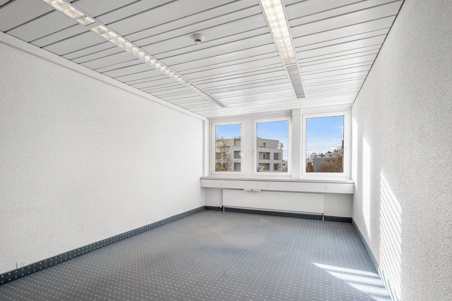 Spazio ufficio/commerciale attraente di 317 m² in una posizione centrale a Berikon... - Foto 8 di 13