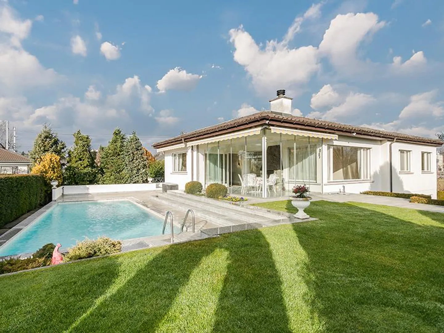 CASA VISIONE | Cham - Photo 1 of 9