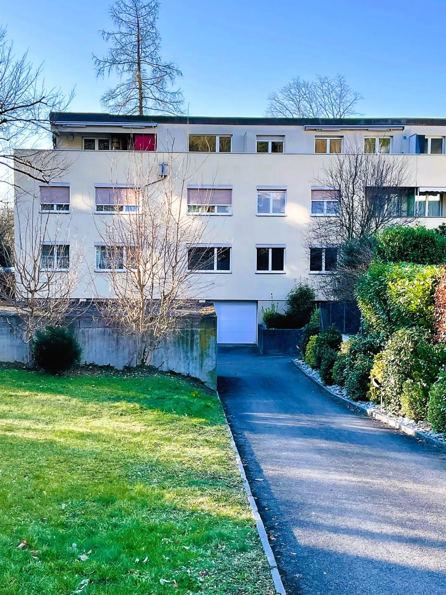 Box garage in affitto ad Arlesheim - Foto 1 di 2