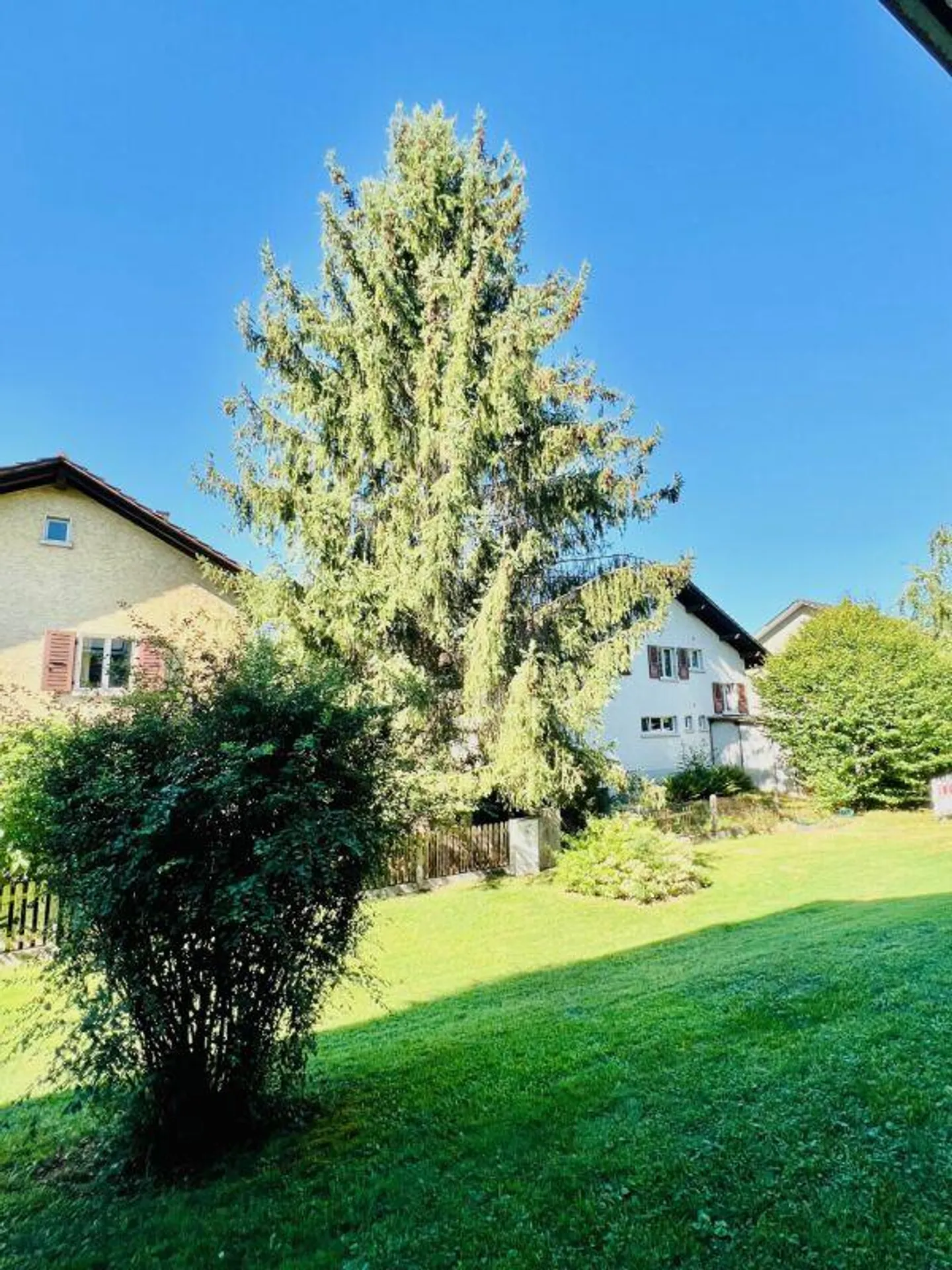 Appartamento 4 stanze - balcone con vista sul Niesen - Foto 12 di 12