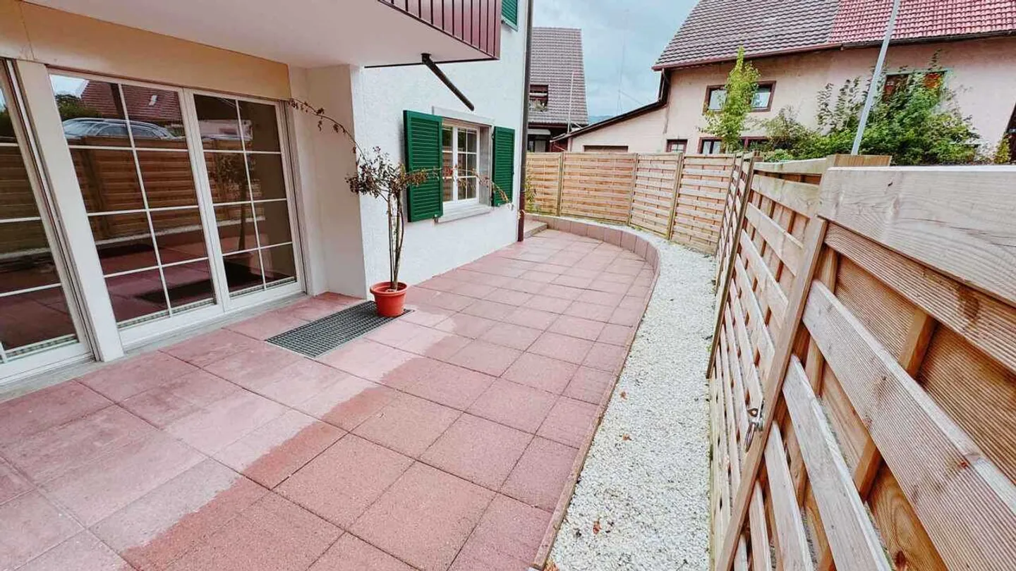 Appartement moderne de 5,5 pièces avec jardin à Dänikon - Photo 6 sur 10