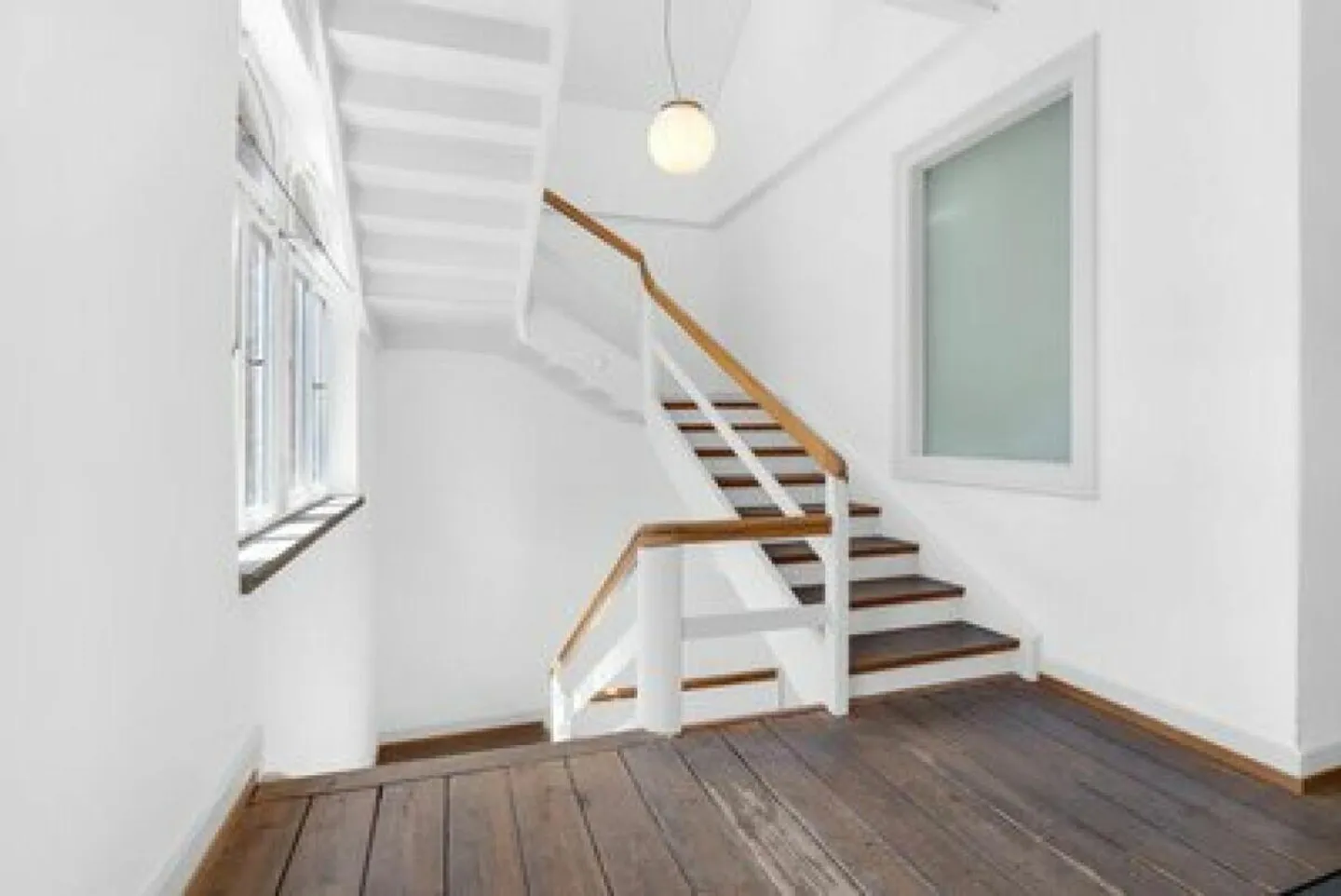 Commercial Space - Photo 7 of 8