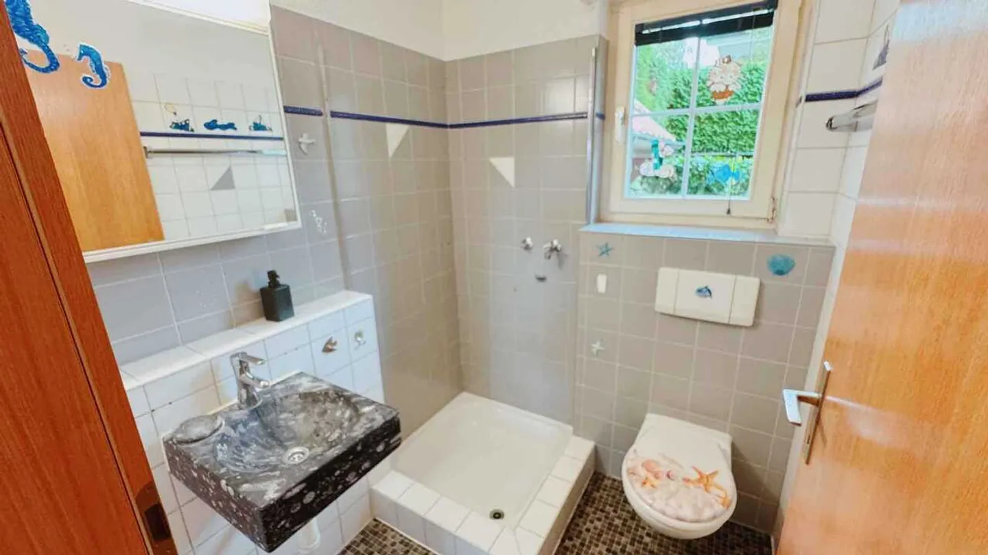 Appartement moderne de 5,5 pièces avec jardin à Dänikon - Photo 8 sur 10