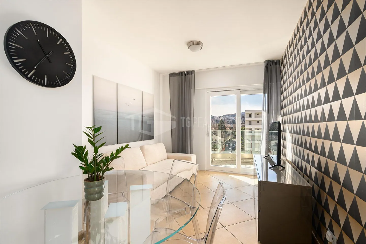 Appartamento arredato a Cassarate - Foto 1 di 11