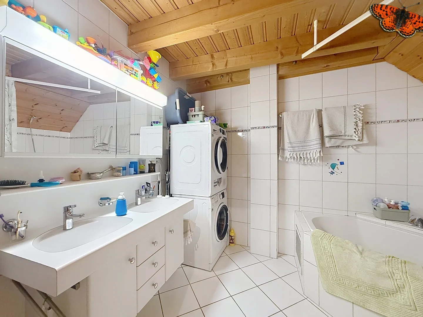 Duplex avec Plafonds Cathédrale - Photo 9 sur 12