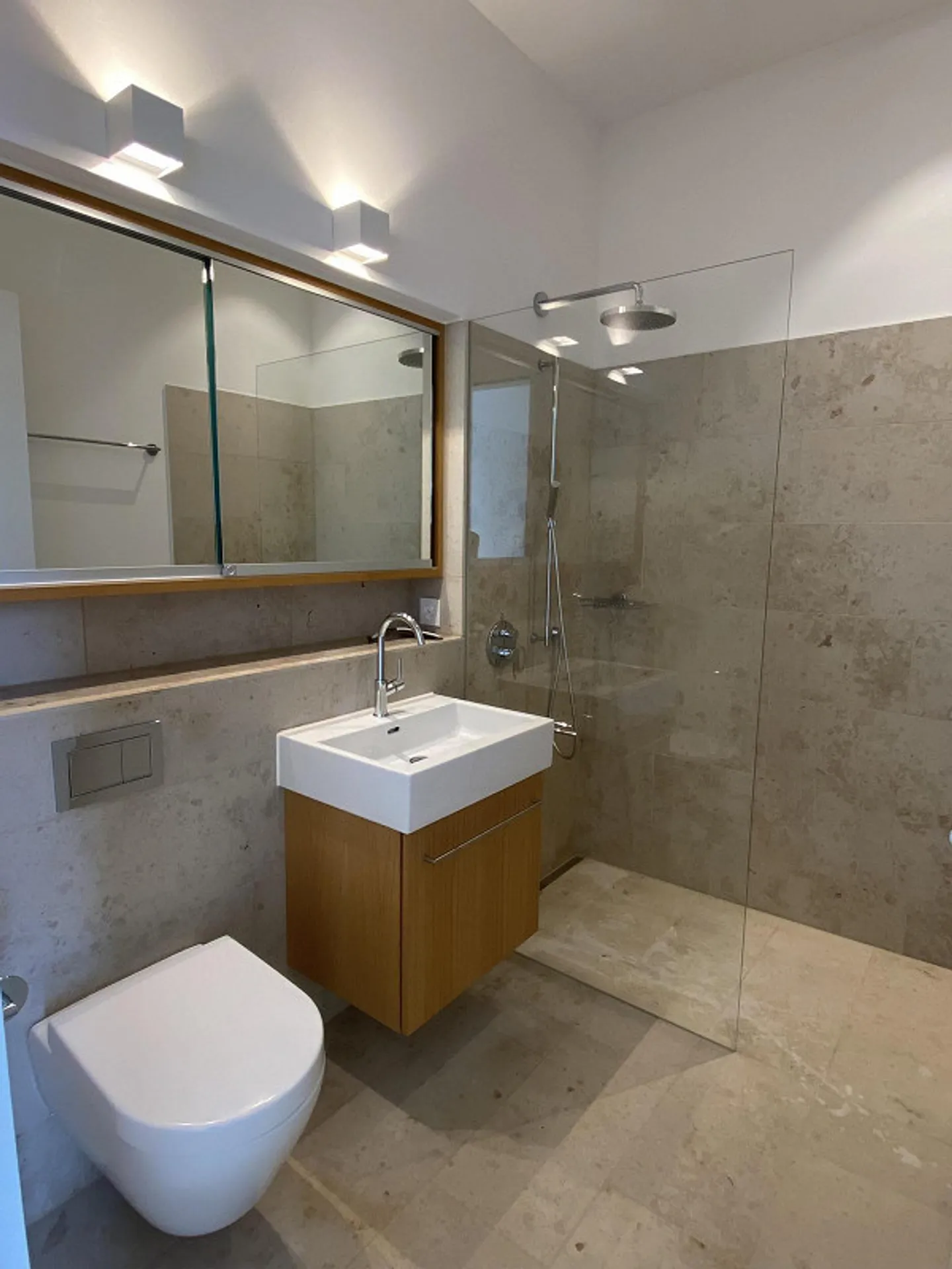 Exklusive Attika-Wohnung mit Weitsicht über Altstetten - Foto 5 von 13