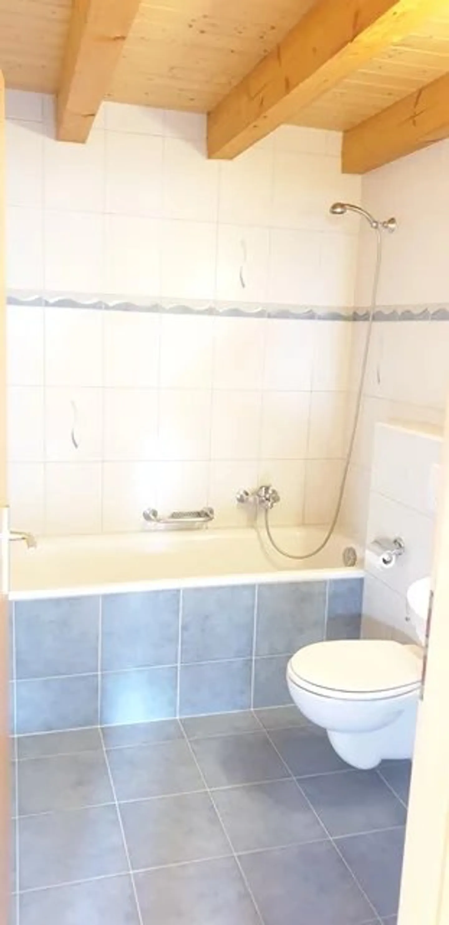 Appartamento con 3,5 stanze e travi a vista, ca. 113m2 - Foto 7 di 7
