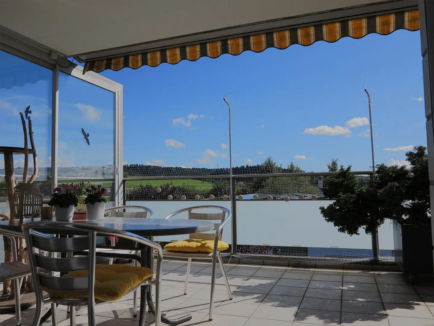 Appartamento Attico Unico di 4,5 Stanze con Vista sul Verde - Foto 7 di 15