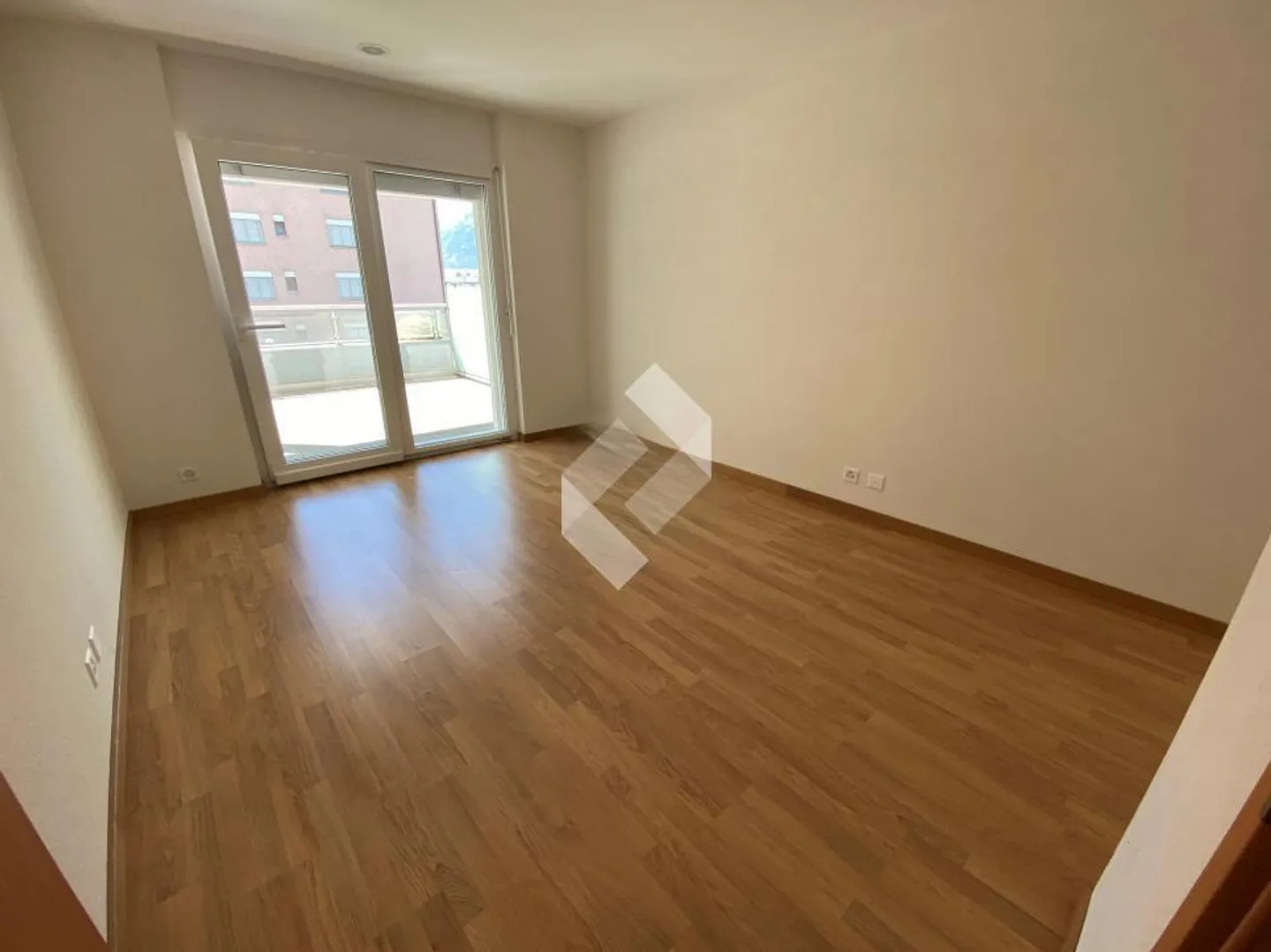 Bella appartamento di 2,5 stanze con grande terrazza di 32 m2 - Foto 6 di 9