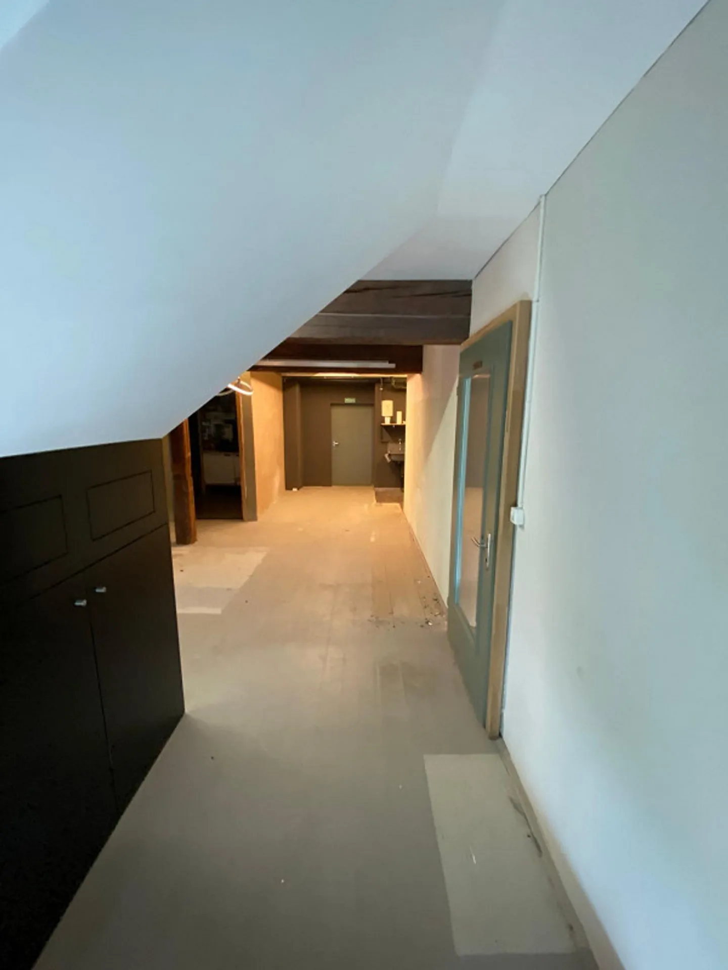 Versatile commercial space for rent in Uster - Photo 6 of 8