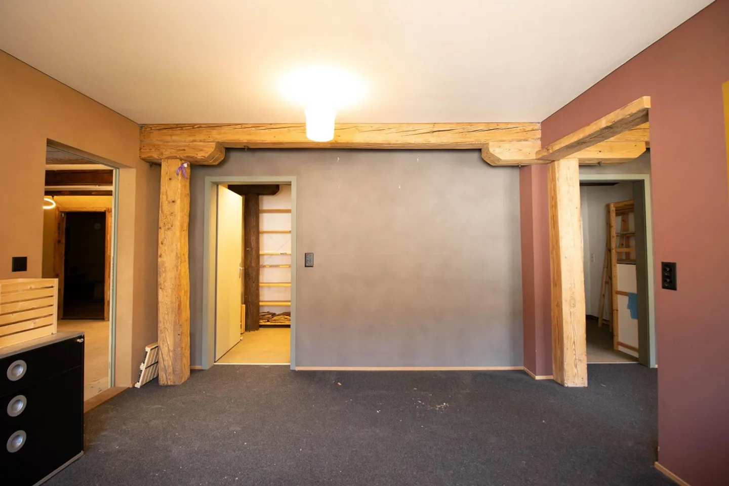 Versatile commercial space for rent in Uster - Photo 7 of 8