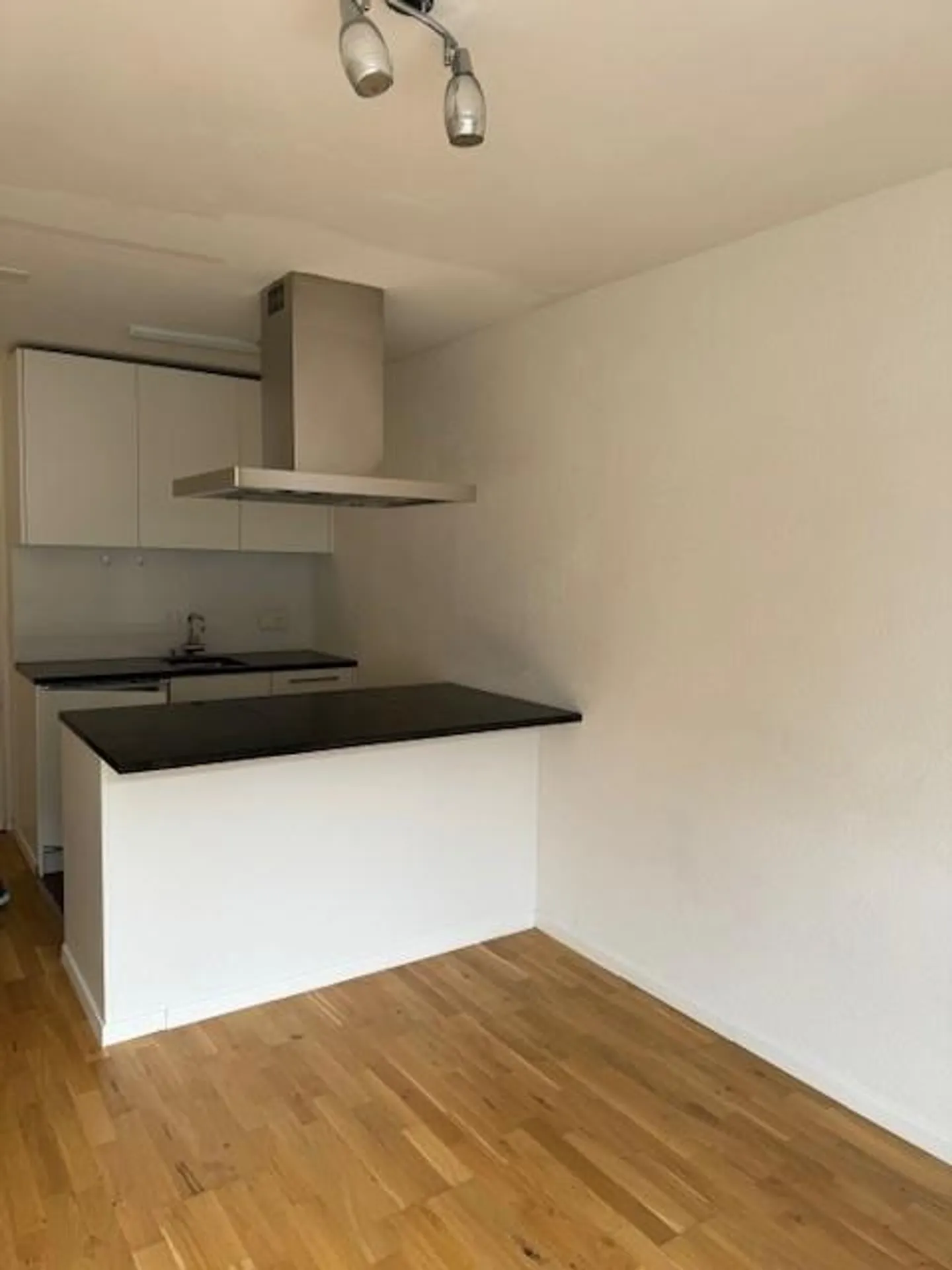 Moderne Wohnung in zentraler Lage - Foto 2 von 5