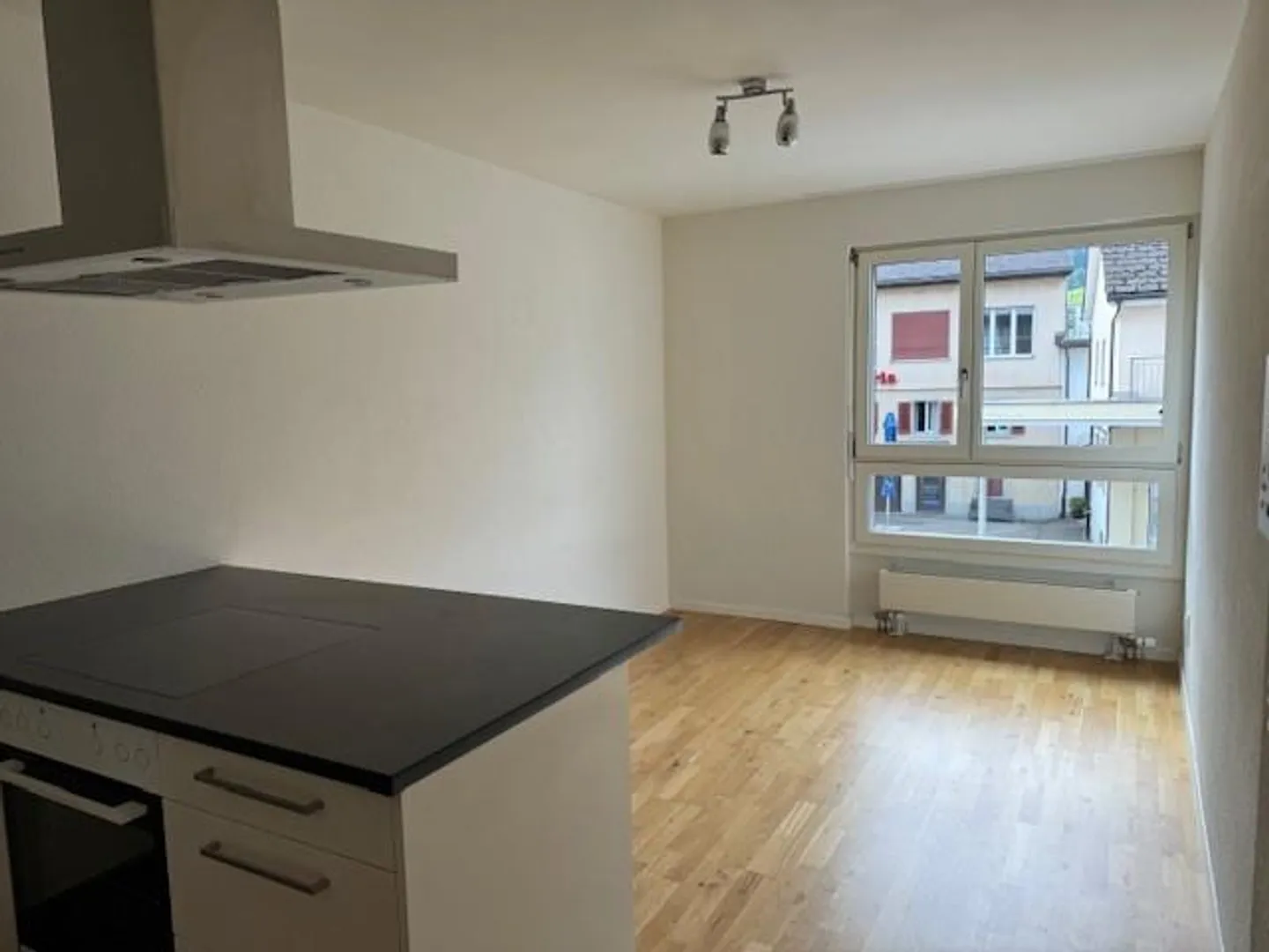 Moderne Wohnung in zentraler Lage - Foto 1 von 5