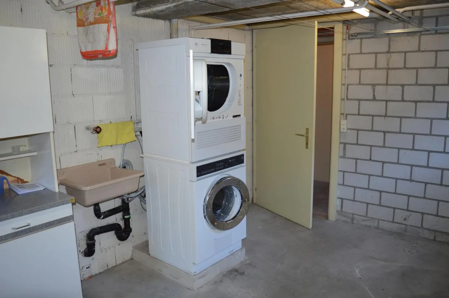 Appartamento mansardato di 3 stanze con balcone - Foto 3 di 8