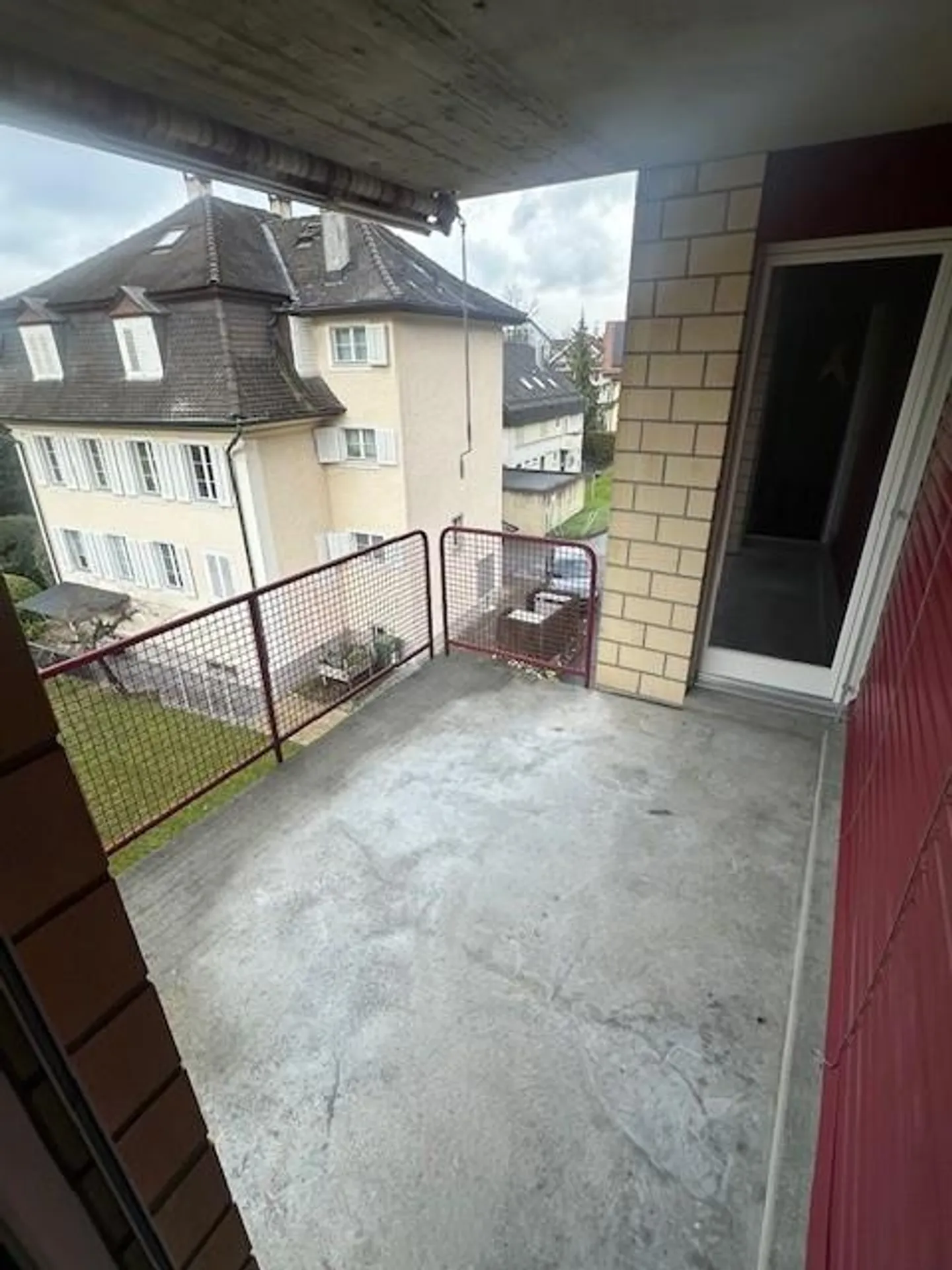 3 1/2 Zimmer-Wohnung 2.OG Mitte - Foto 3 von 10