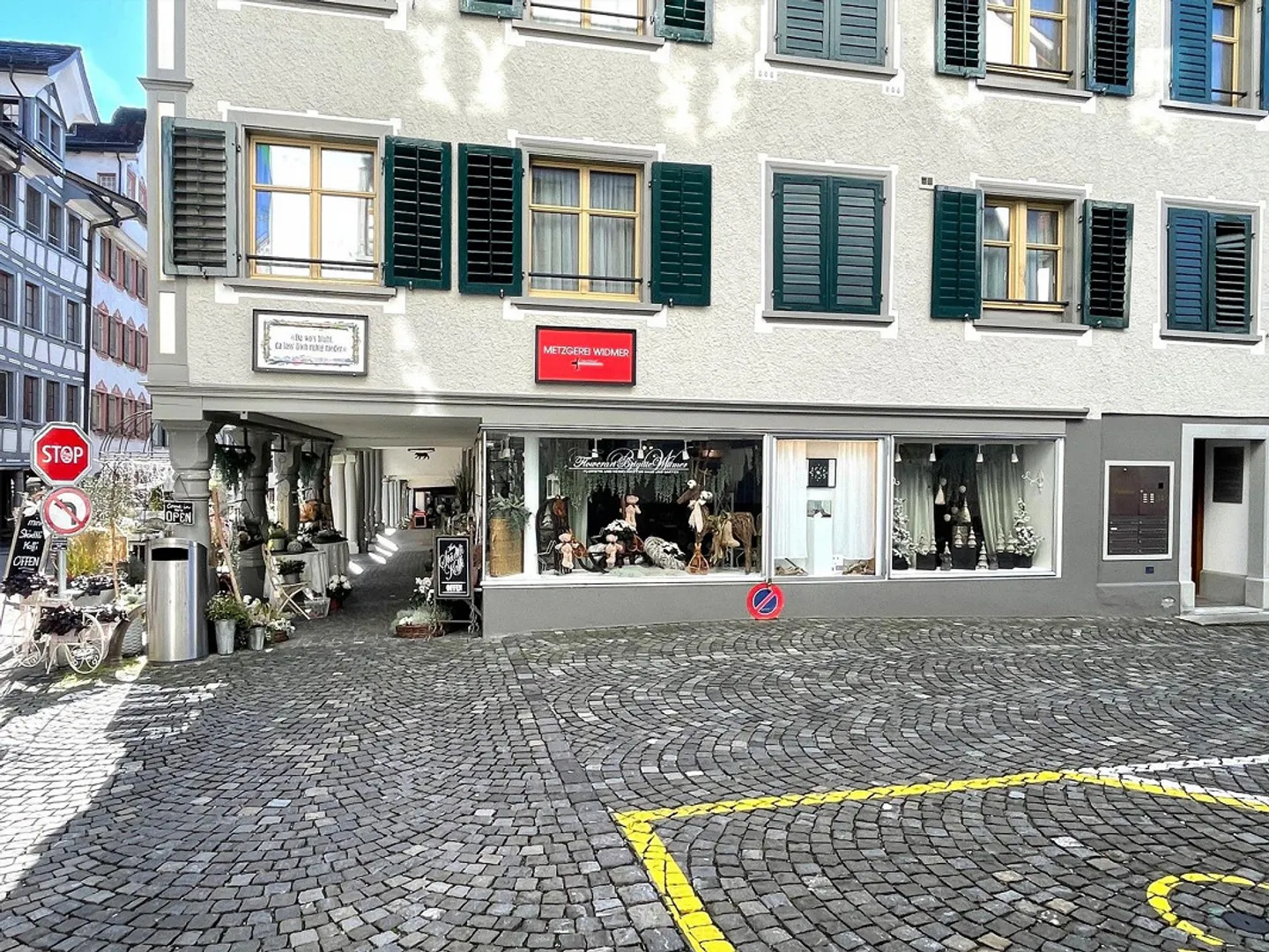Retail space in prime location in the center of Lichtensteig for spring - Photo 2 of 20