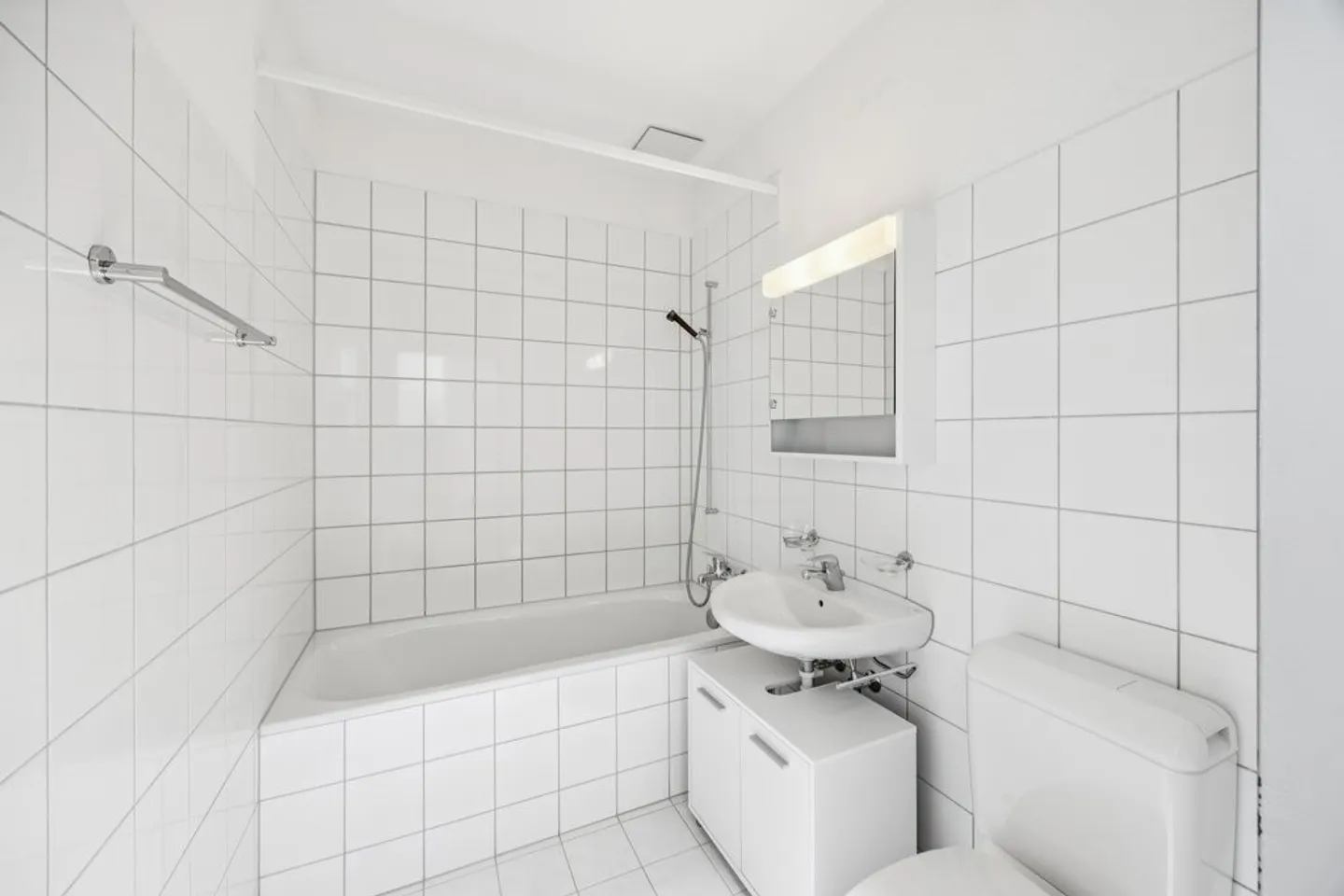 Appartement attrayant de 3,5 pièces avec balcon spacieux à Wittenbach - Photo 10 sur 12