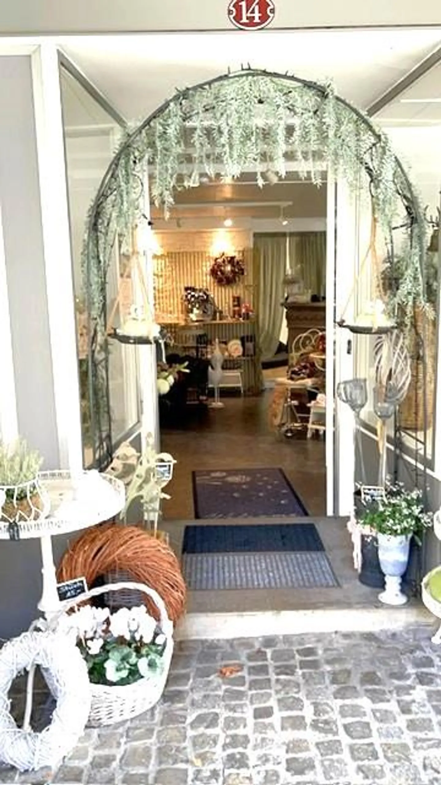 Retail space in prime location in the center of Lichtensteig for spring - Photo 8 of 20