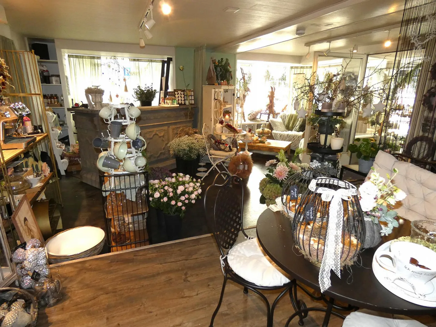 Retail space in prime location in the center of Lichtensteig for spring - Photo 14 of 20