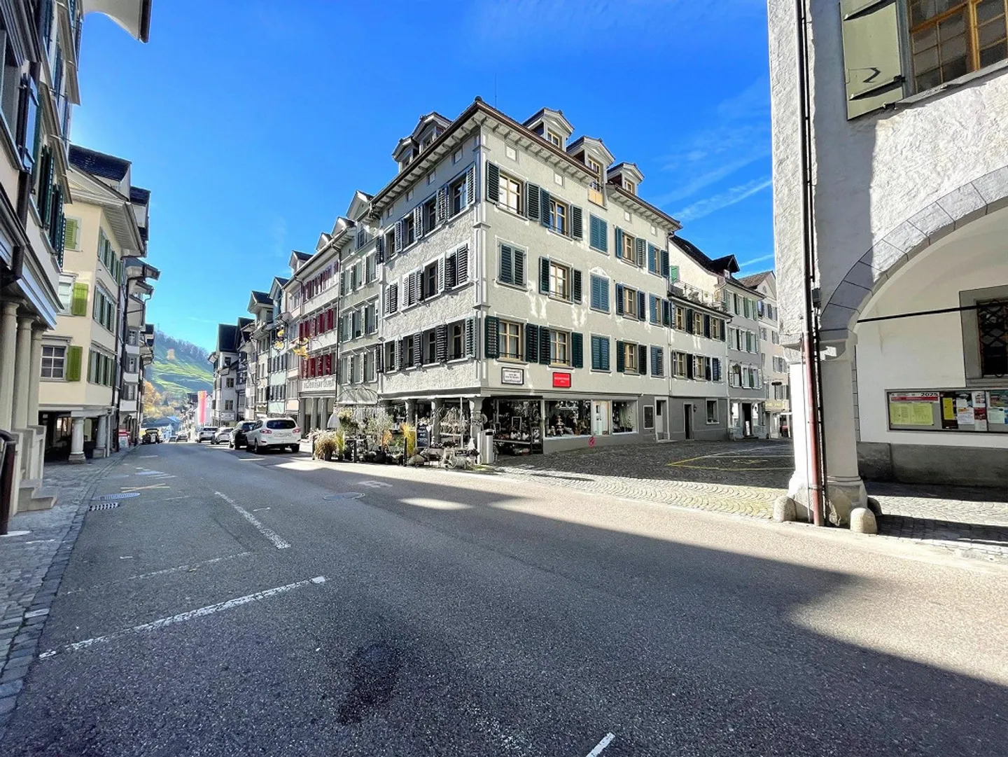 Retail space in prime location in the center of Lichtensteig for spring - Photo 16 of 20