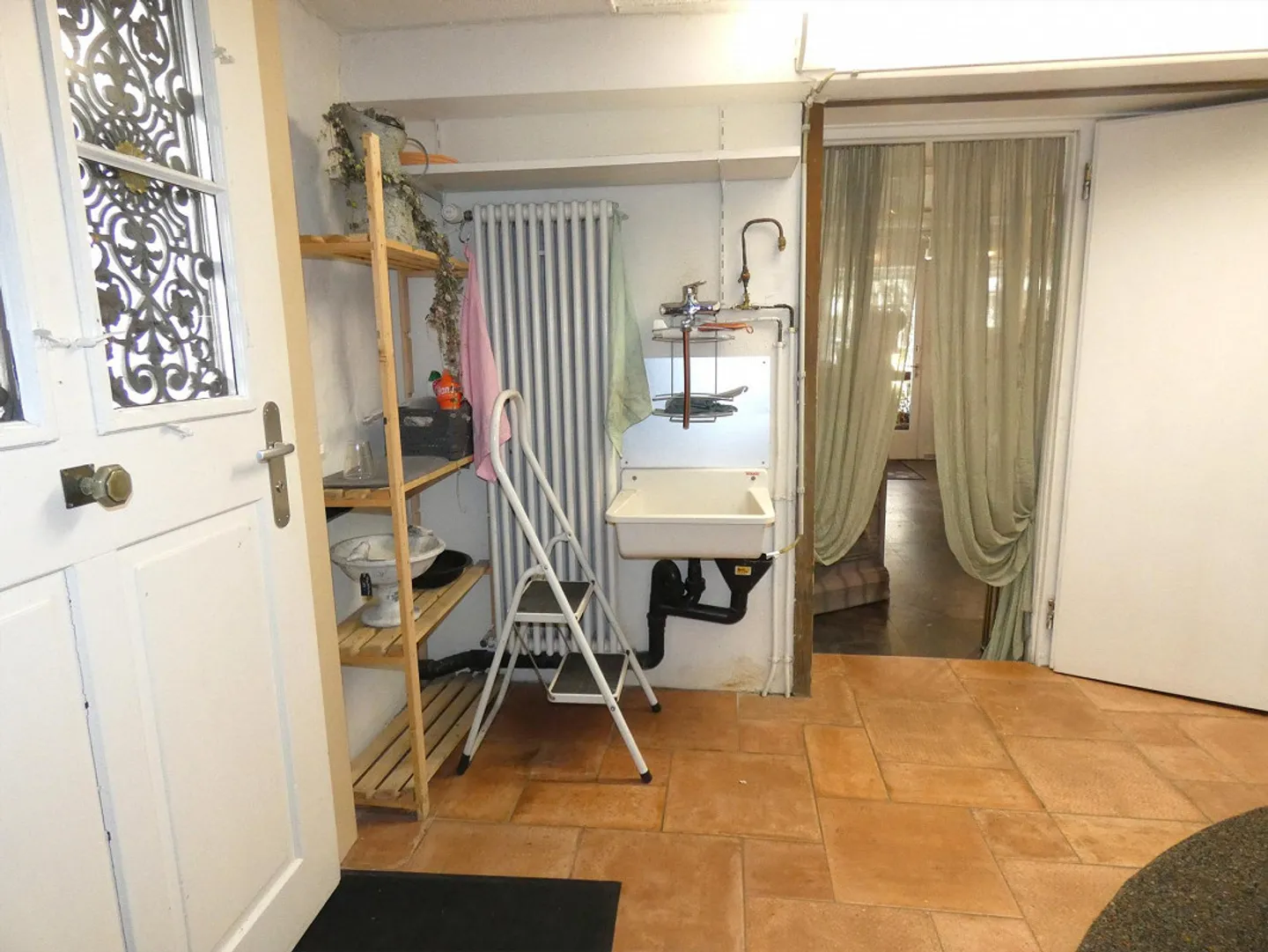 Retail space in prime location in the center of Lichtensteig for spring - Photo 17 of 20