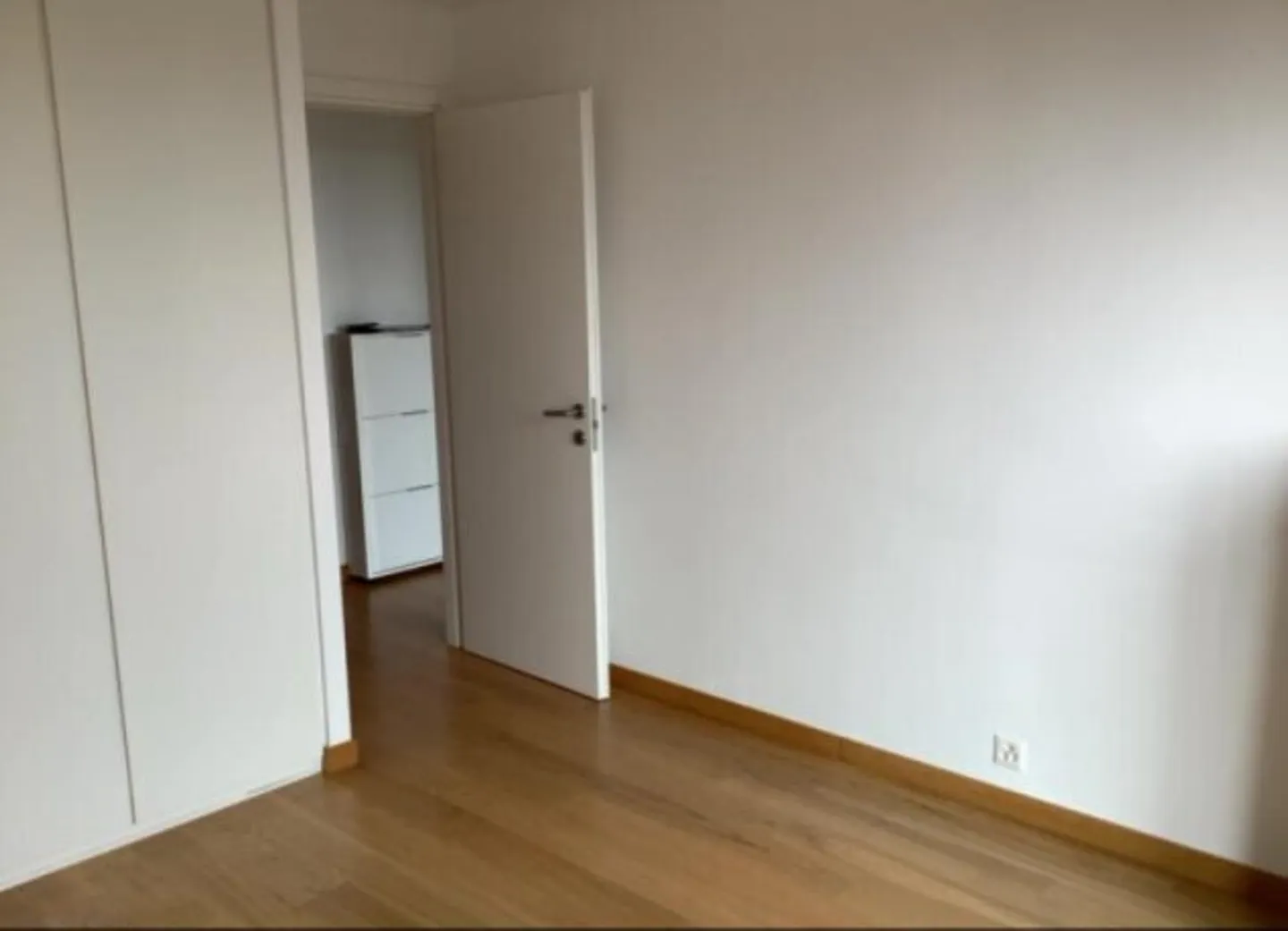 Living in a Maisonette Apartment in the Heart of Servette! - Photo 5 of 8