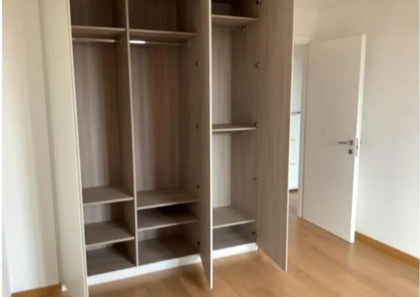 Living in a Maisonette Apartment in the Heart of Servette! - Photo 7 of 8