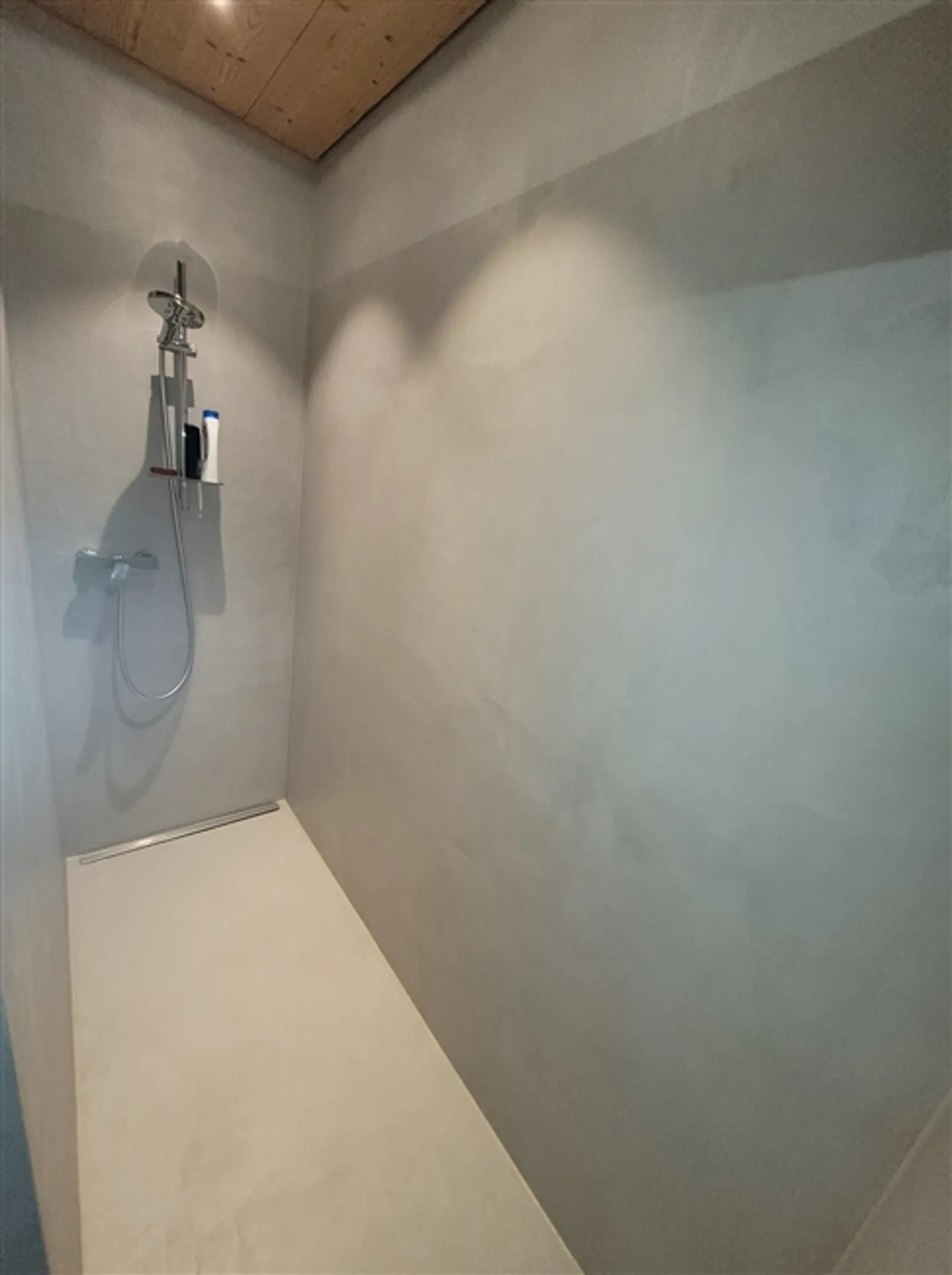 "2½ ROOM APARTMENT IN VÄTTIS (SG), FURNISHED, TEMPORARY" - Photo 5 of 7