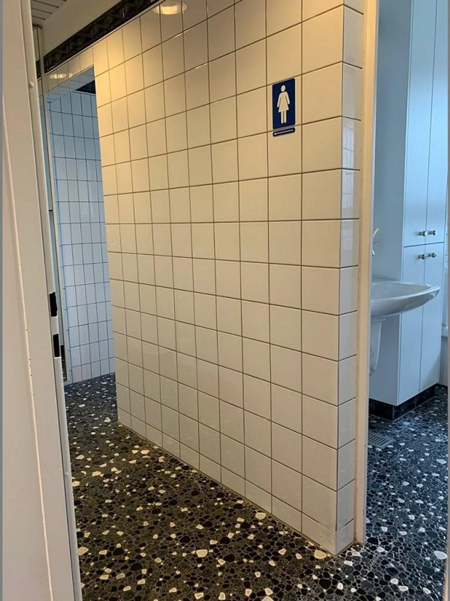 Helle Büroräumlichkeiten in Seefeld - Foto 11 von 11
