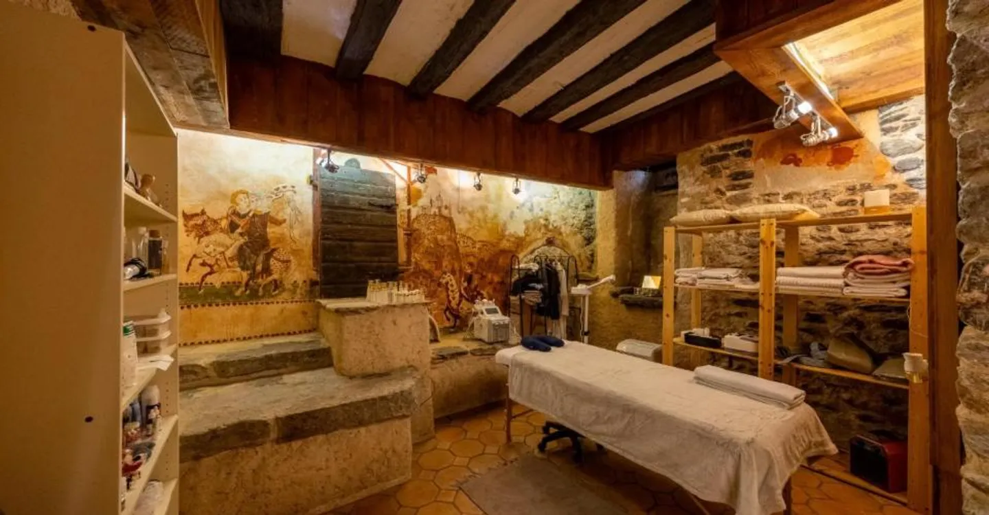 Aussergewöhnlicher Gewerberaum - Foto 3 von 8