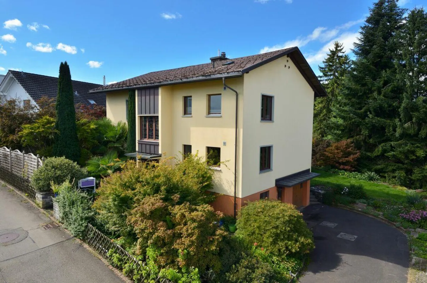 Maison bifamiliale au Sagenbach : BEAUCOUP DE POTENTIEL, GRAND TERRAIN - Photo 1 sur 17