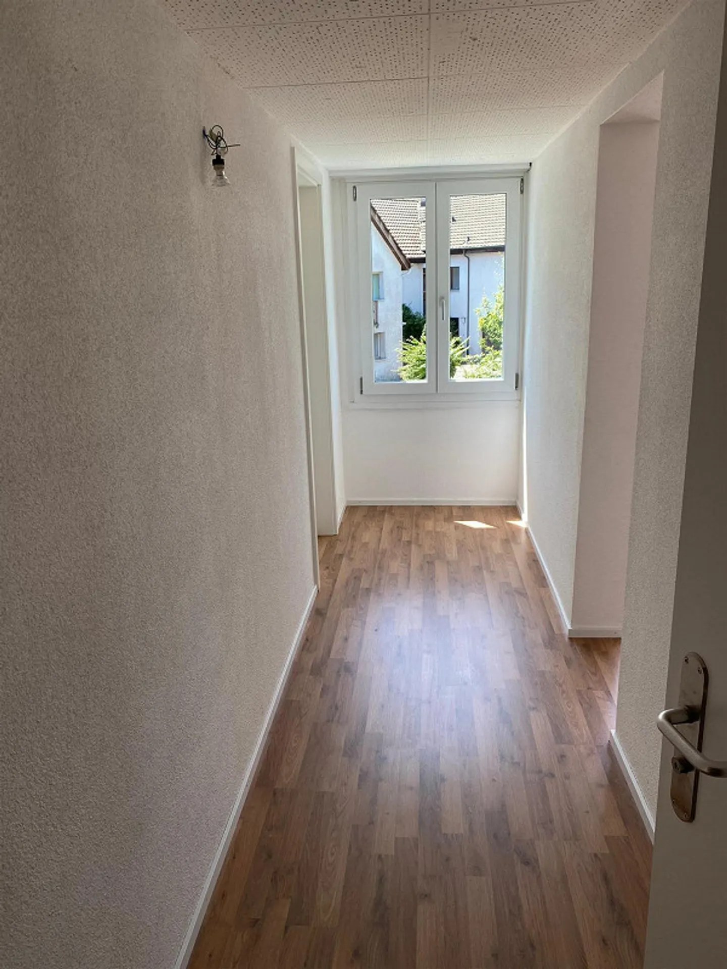 Beautiful 2.5-room apartment in a central location - Photo 7 of 9