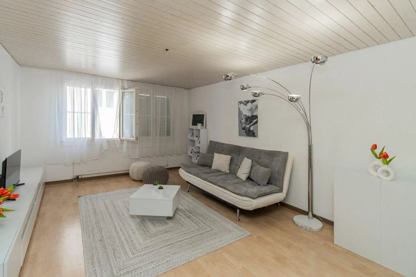 Dans un emplacement privilégié : Maison multifamiliale avec potentiel d'extension approuvé - Photo 13 sur 15