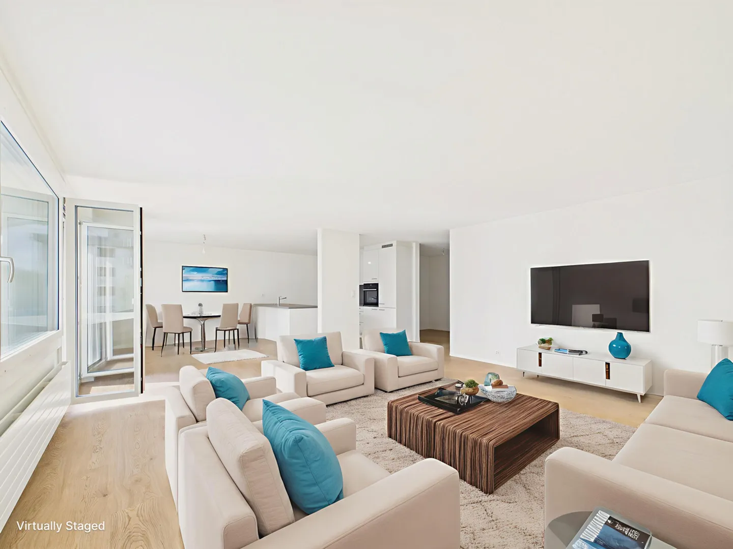 Renovated 4.5-room apartment in Rapperswil near the lake - Photo 1 of 13