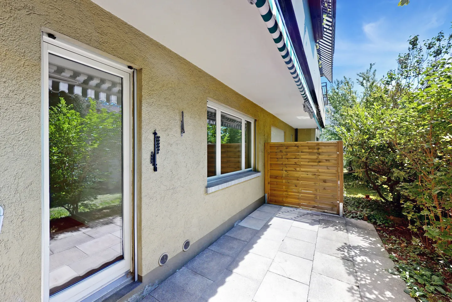 Charming Garden Apartment - 1 Year Limited - Photo 3 of 13