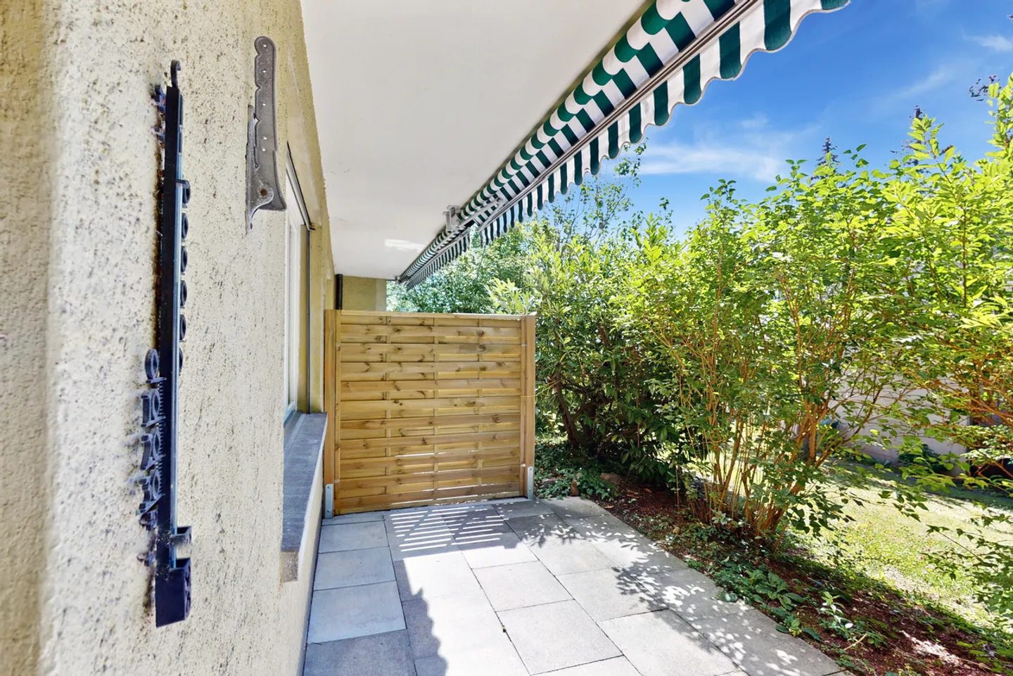 Charming Garden Apartment - 1 Year Limited - Photo 4 of 13