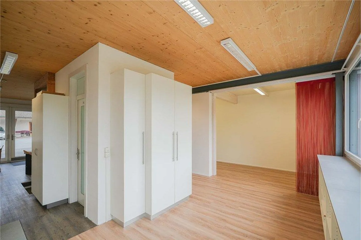 Utilisation polyvalente dans un emplacement pratique - Photo 5 sur 8