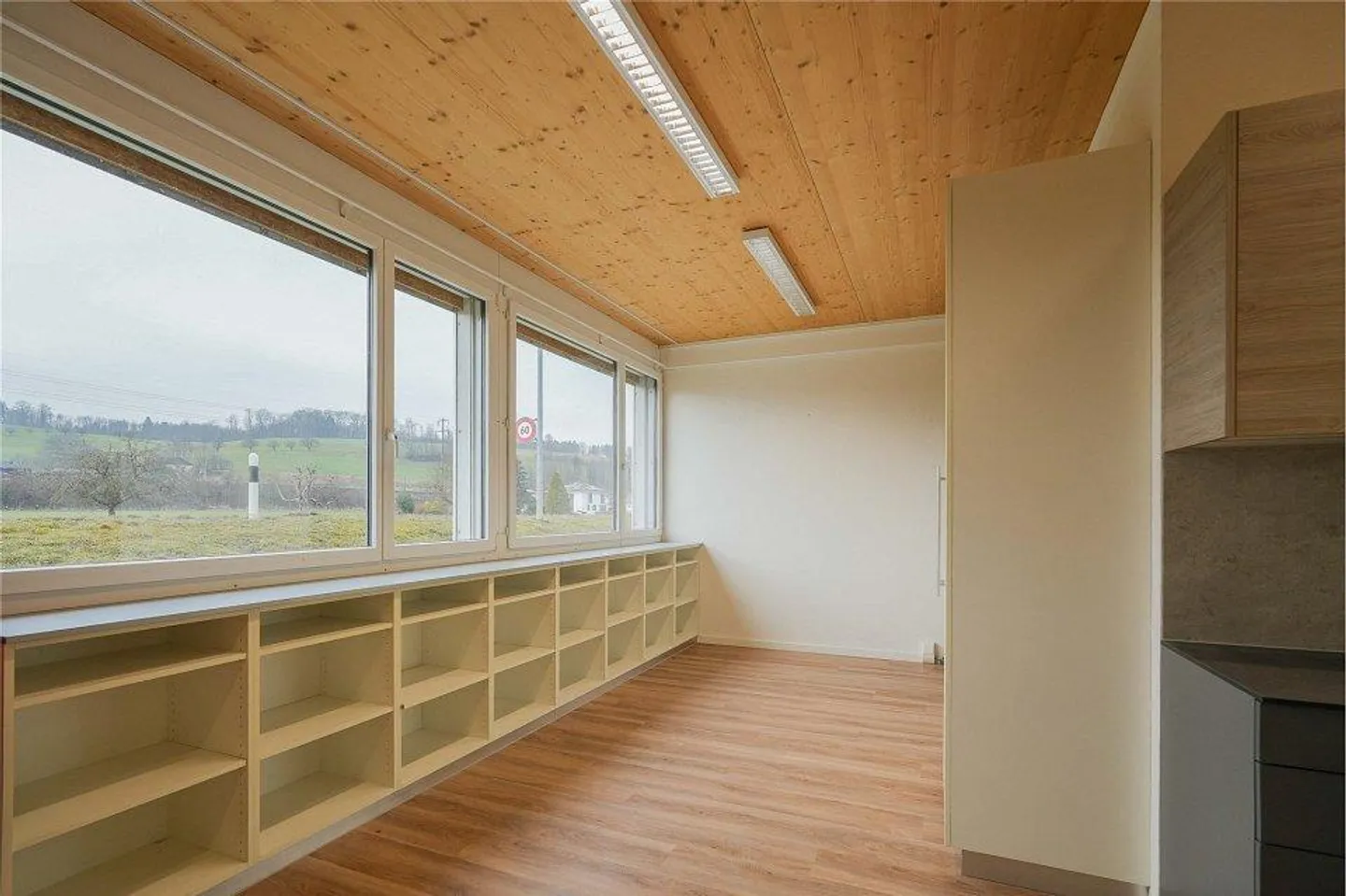 Utilisation polyvalente dans un emplacement pratique - Photo 8 sur 8