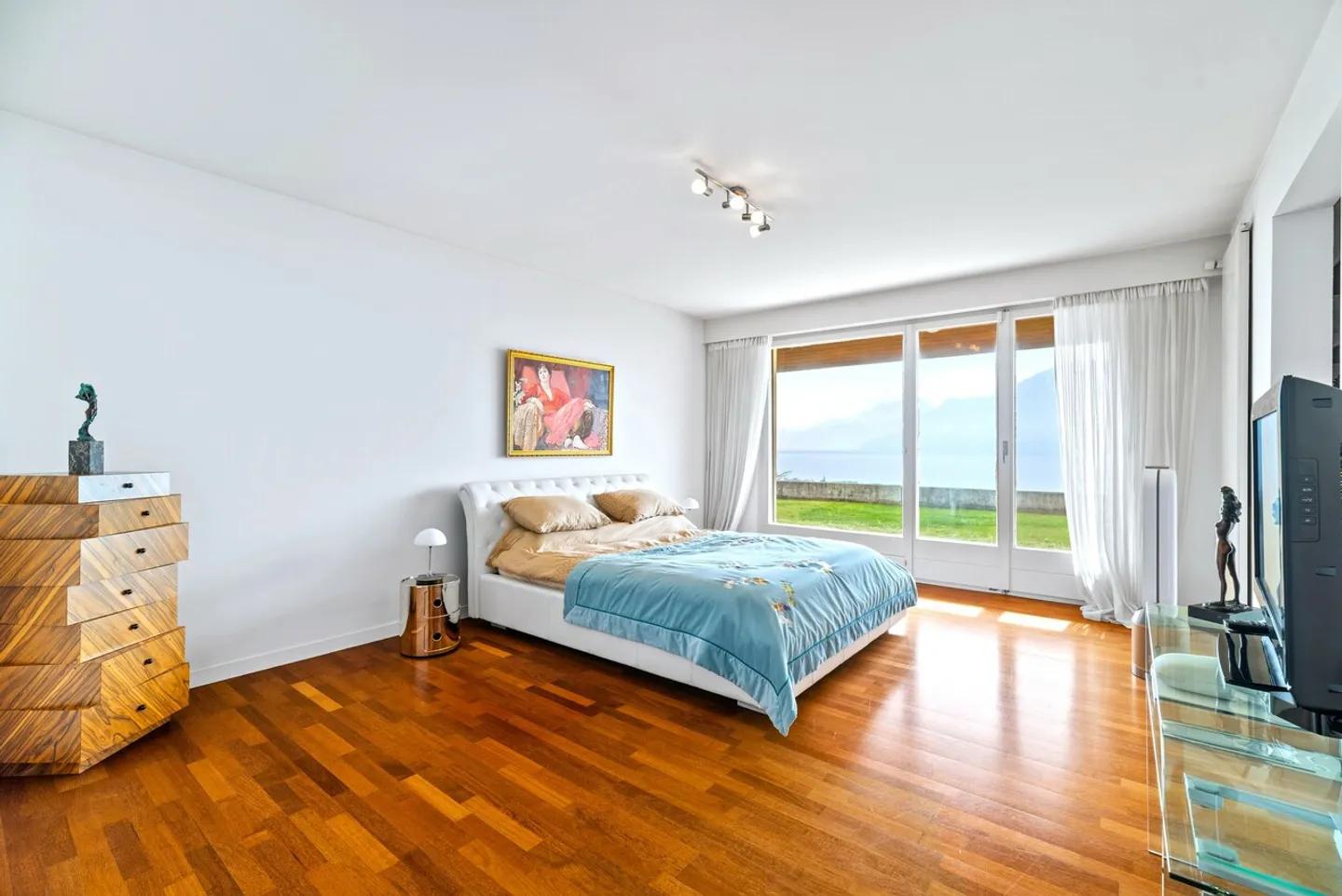 Rare villa d'architecte, vue spectaculaire, vignes à Corseaux - Photo 9 sur 15