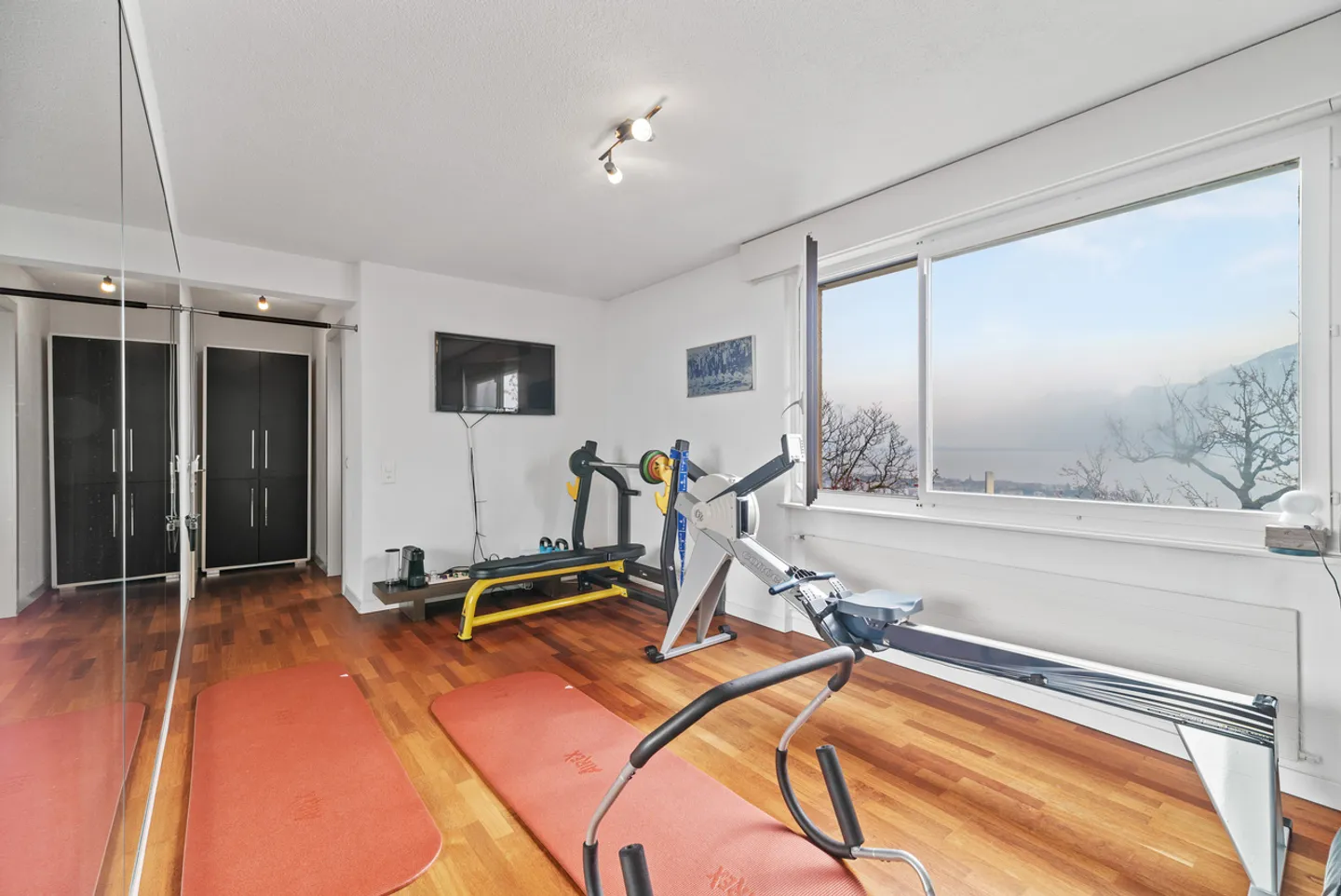 Rare villa d'architecte, vue spectaculaire, vignes à Corseaux - Photo 13 sur 15