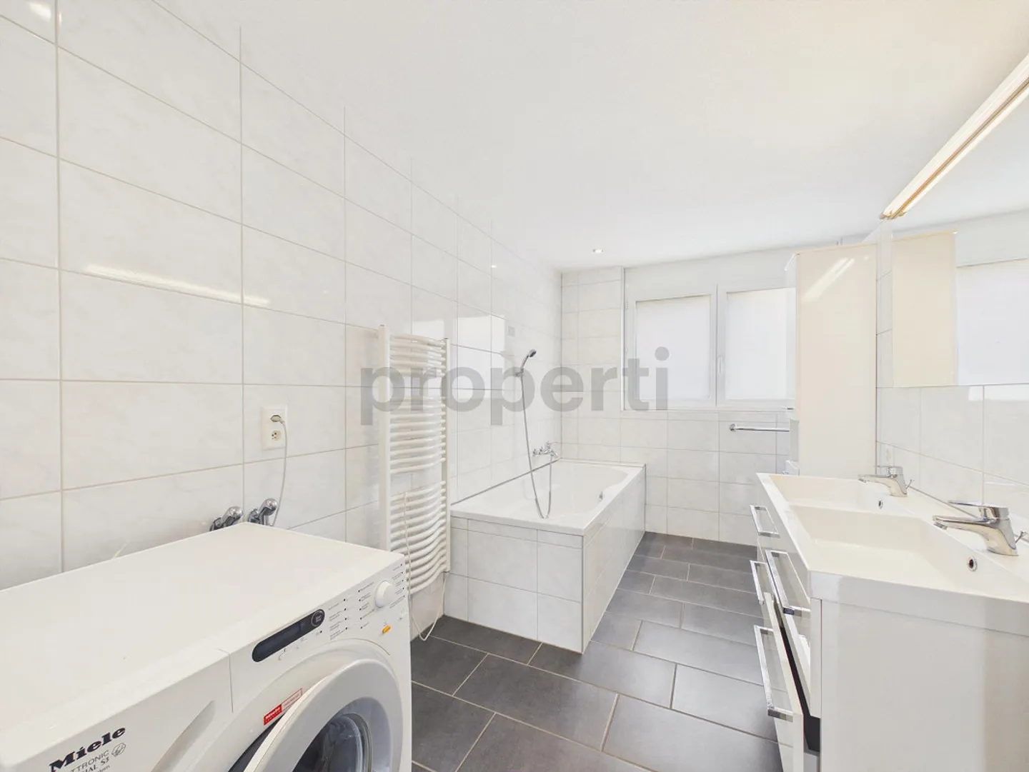 Vie moderne à Buechibärg – Appartement de jardin 4.5 pièces à Schnotwil - Photo 12 sur 15