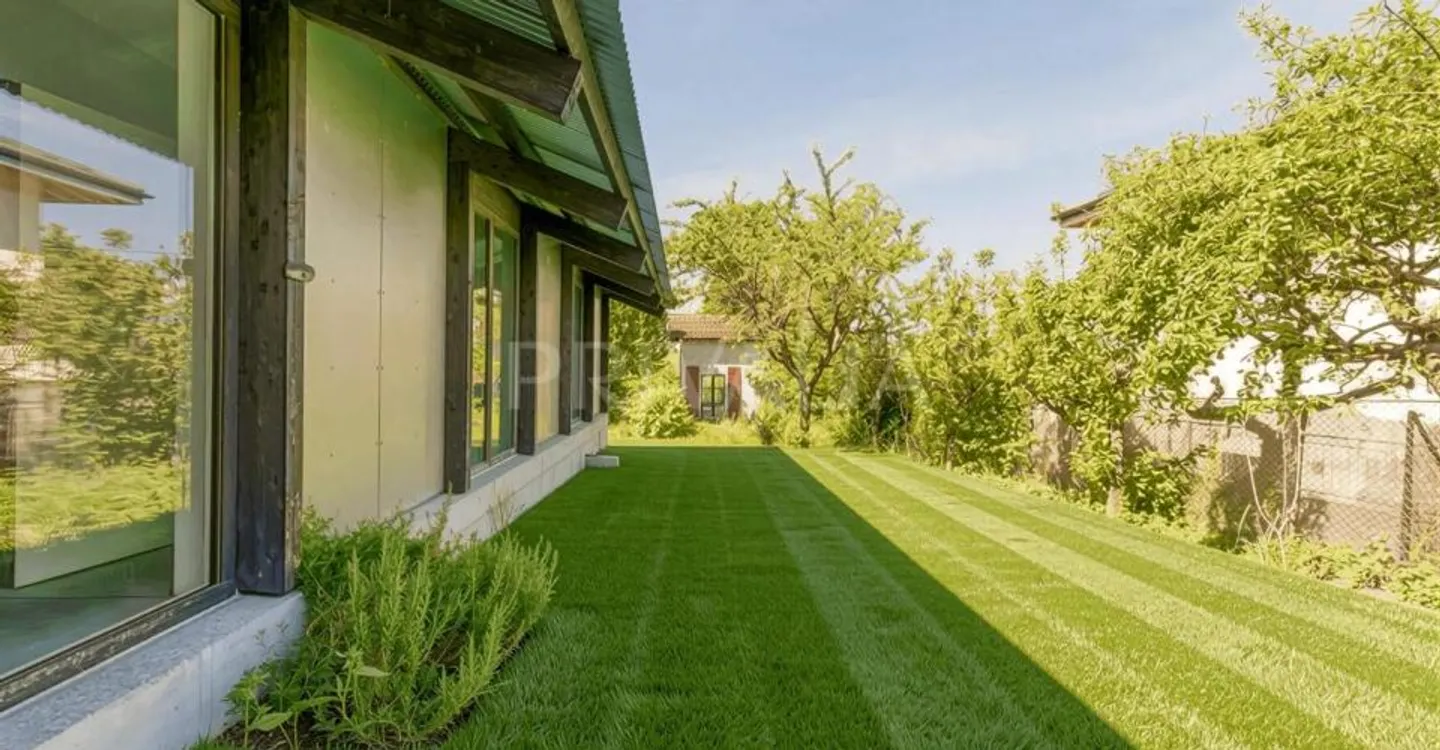 In esclusiva: Villa unifamiliare su un piano con studio indipendente, lotto di oltre 1.000 m2 - Foto 4 di 5