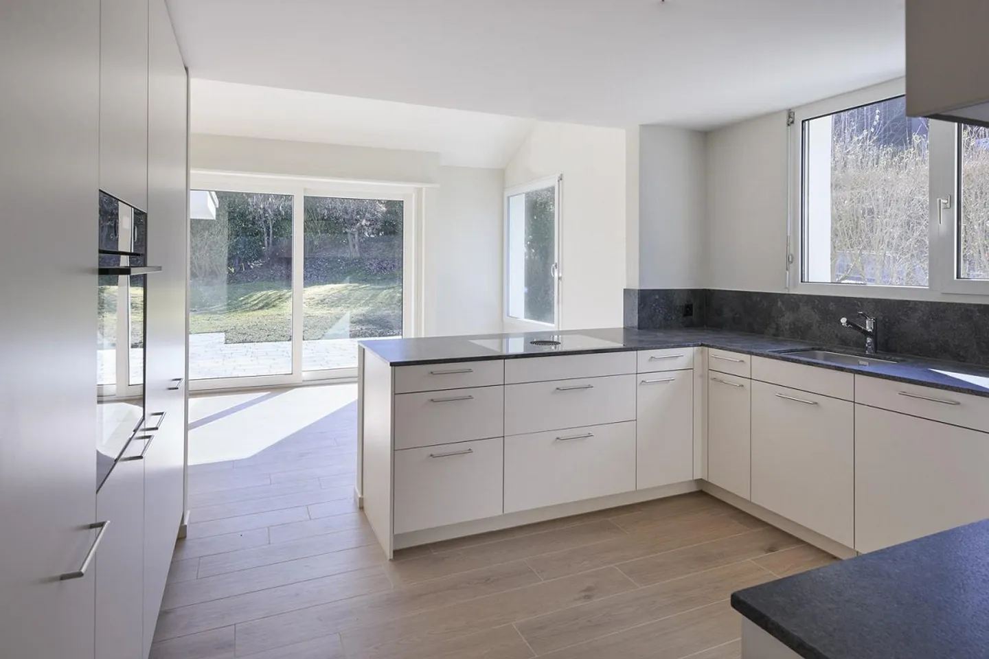 Detached 6½-room single-family house with style and large garden - Photo 5 of 13