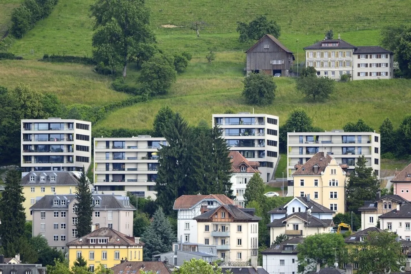 Moderne Wohnung mit Stadtblick - Foto 1 von 6