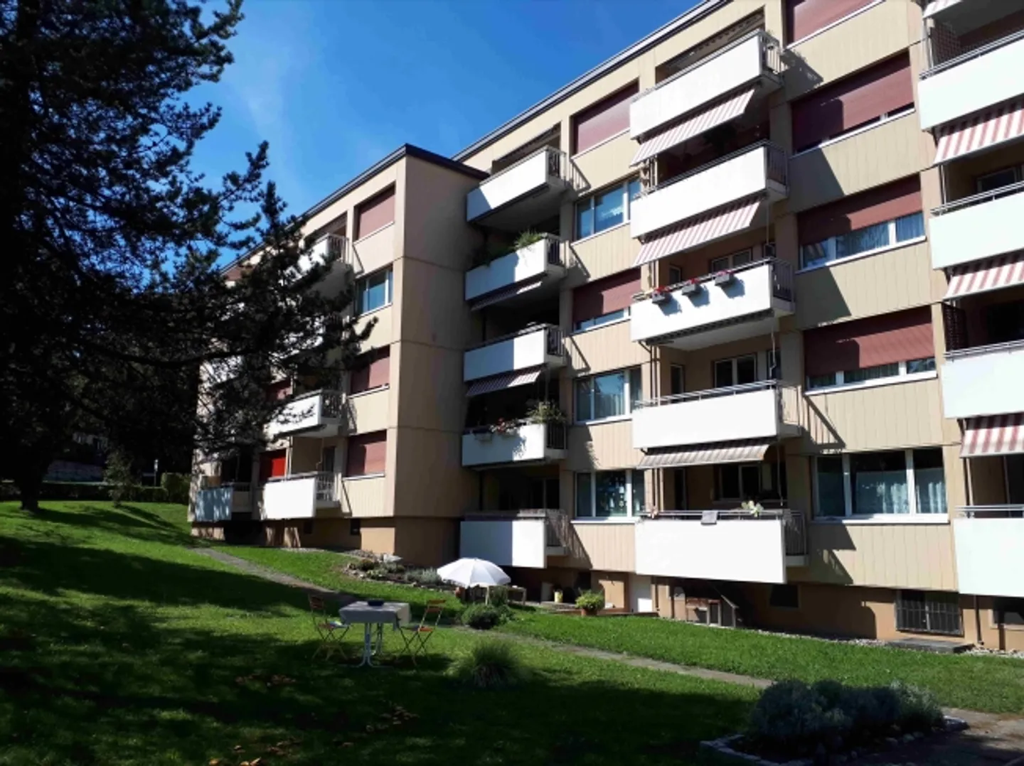 Apartment for rent - Photo 5 of 7