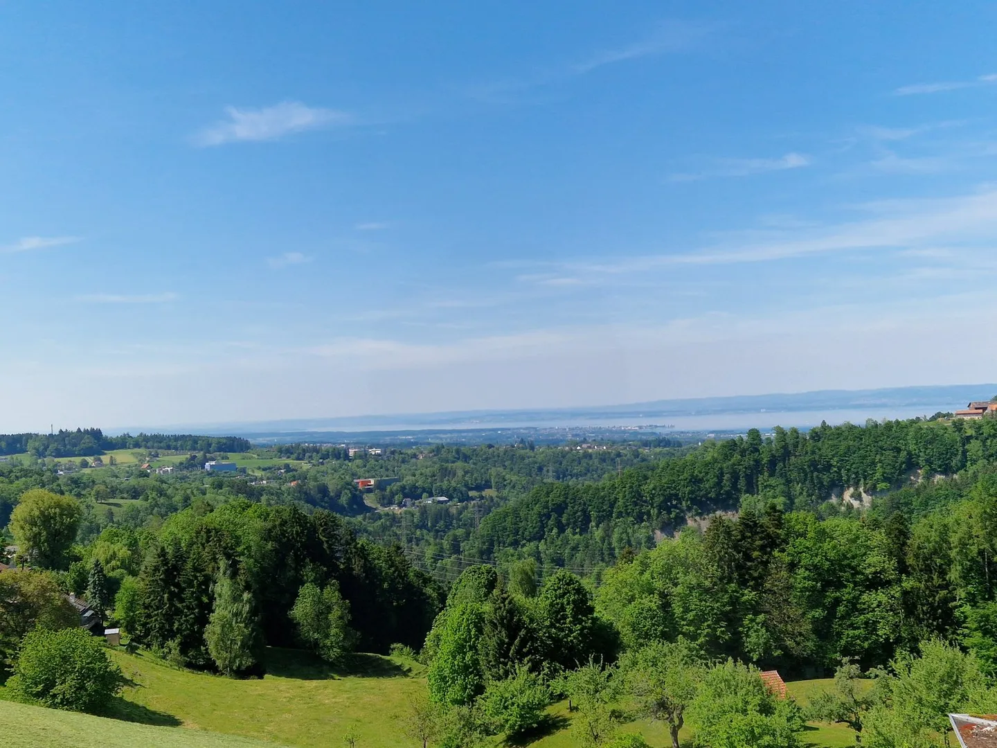 Multi-family house or generational house with a separate apartment - Photo 1 of 24