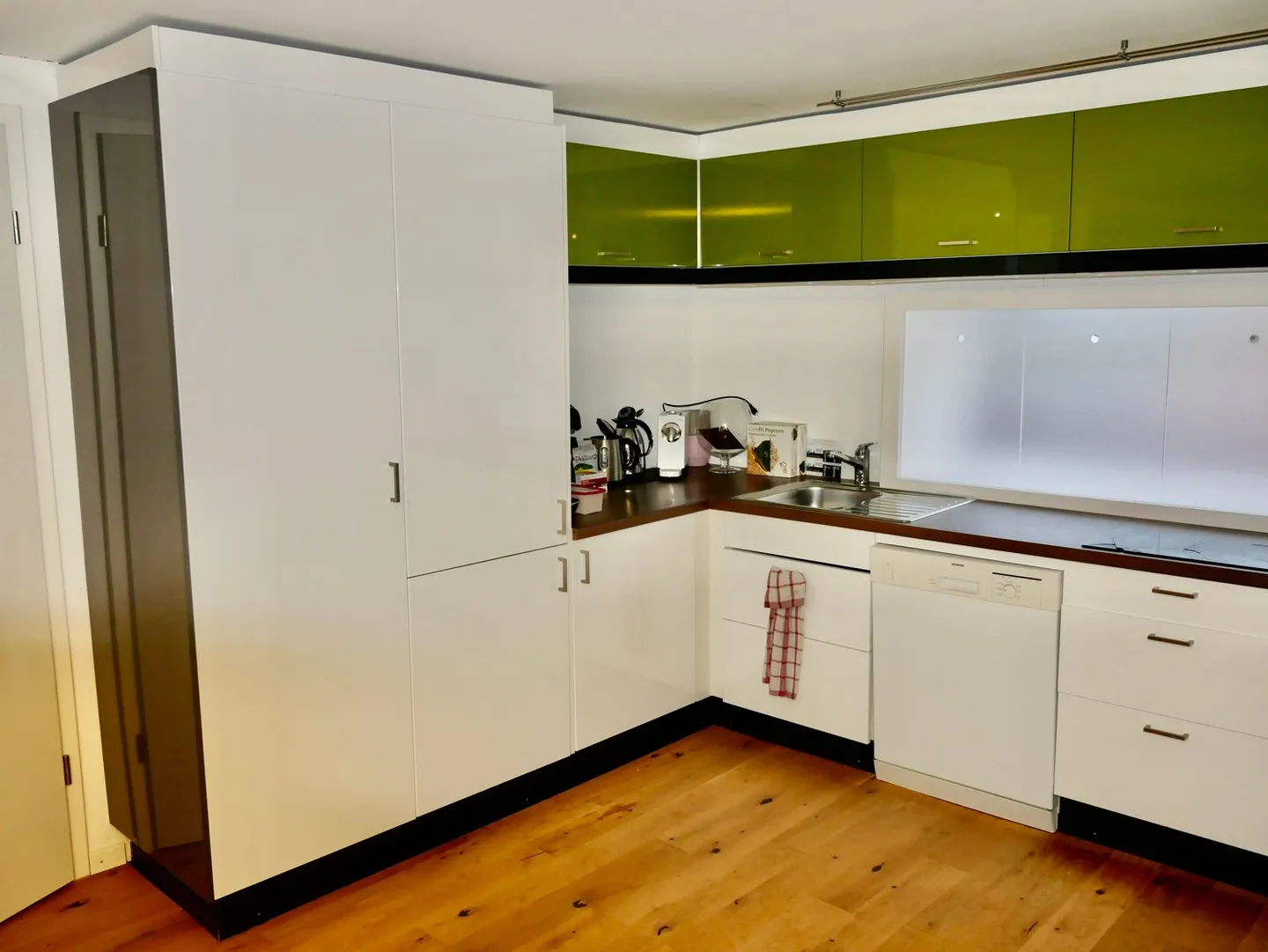 Multi-family house or generational house with a separate apartment - Photo 9 of 24