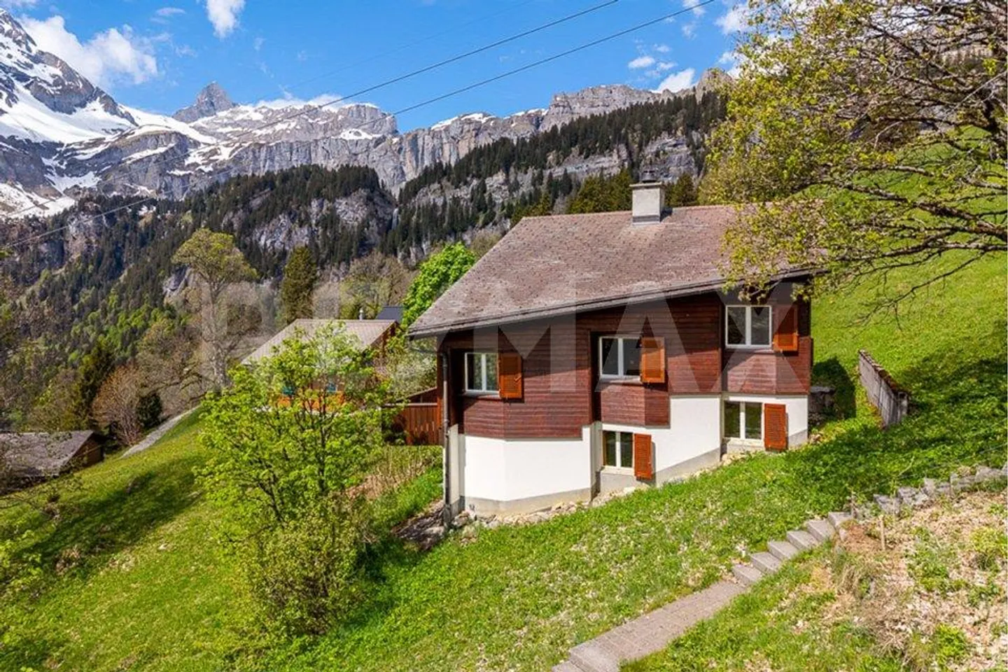Charming Holiday Home in a Quiet Location with a View - Photo 2 of 13