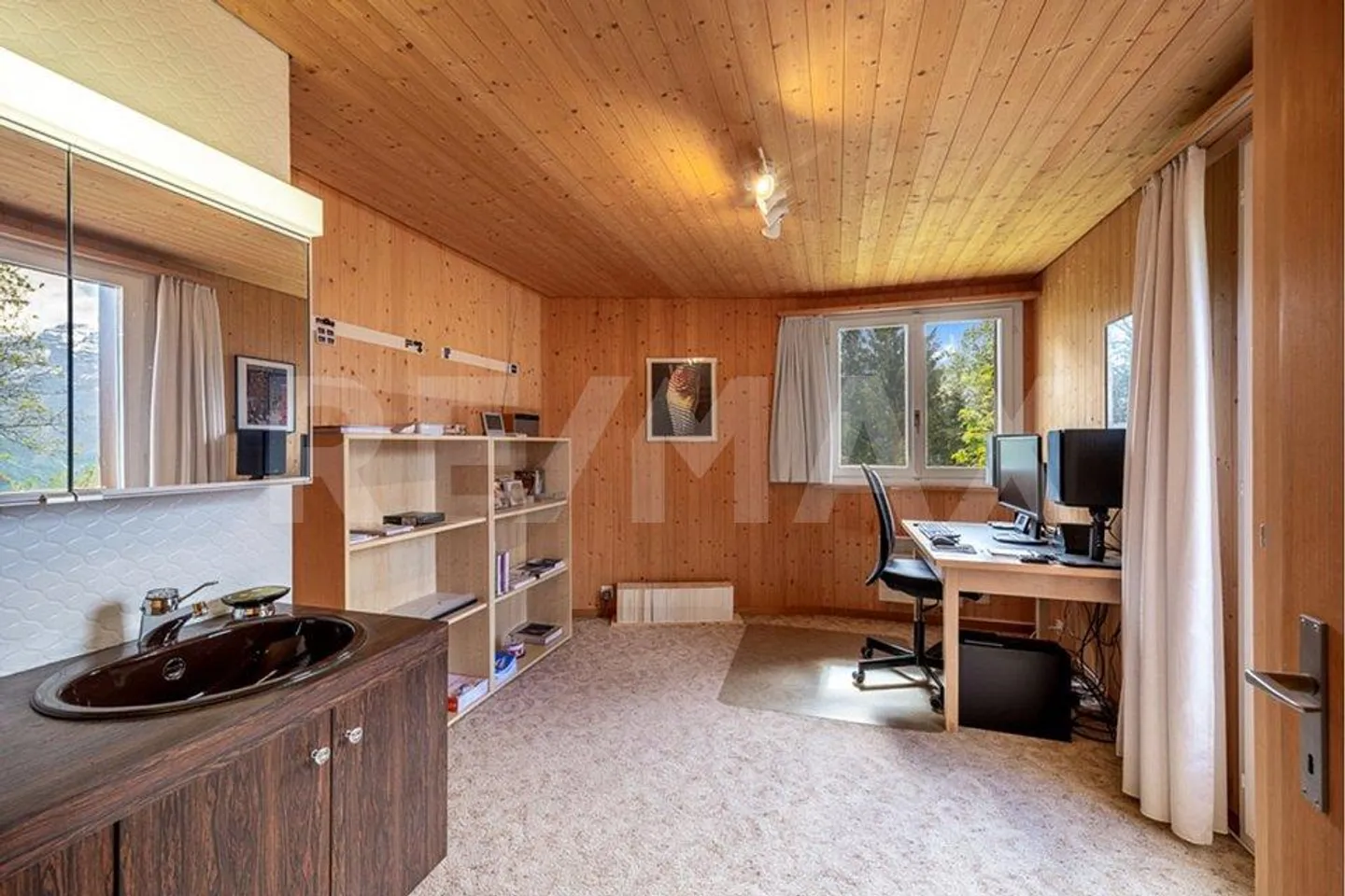 Charming Holiday Home in a Quiet Location with a View - Photo 9 of 13